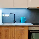 Urban Luxus Studio I